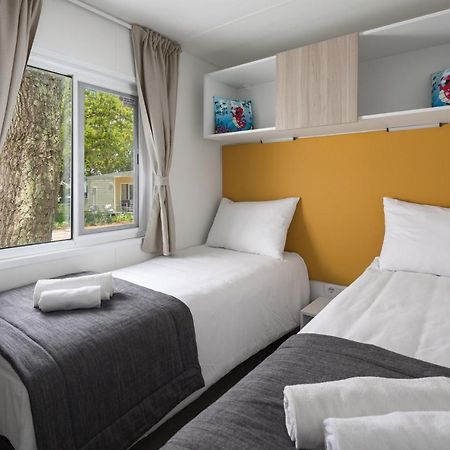 Camping Ulika Mobile Homes - Naturist Cervar-Porat Екстер'єр фото