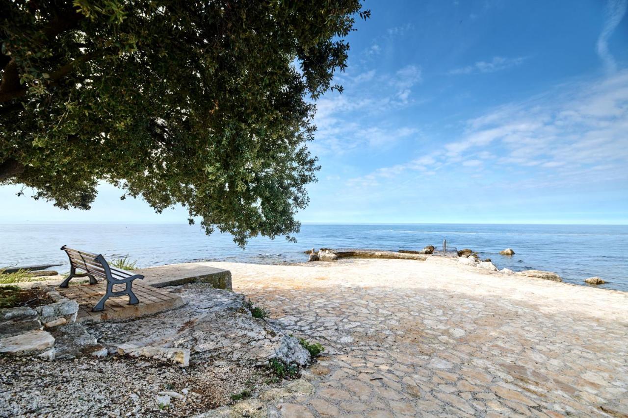 Camping Ulika Mobile Homes - Naturist Cervar-Porat Екстер'єр фото