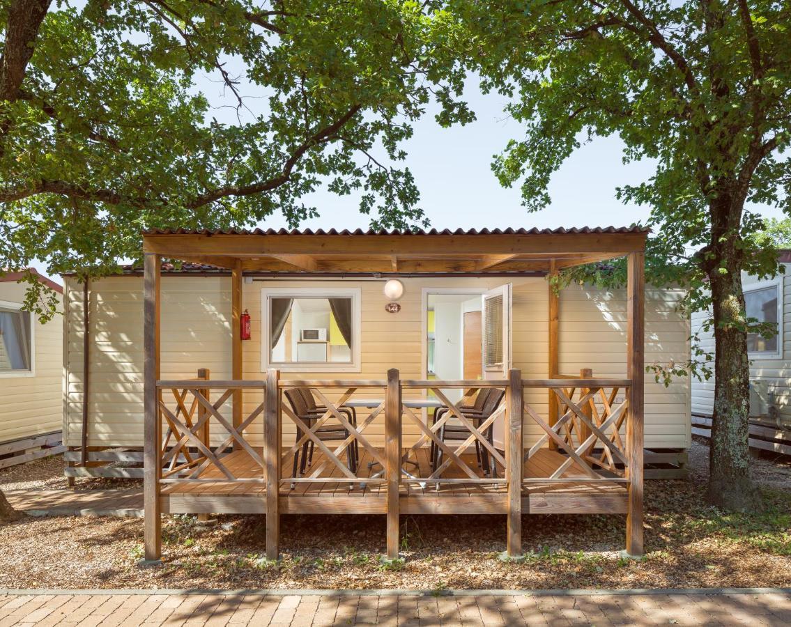 Camping Ulika Mobile Homes - Naturist Cervar-Porat Екстер'єр фото