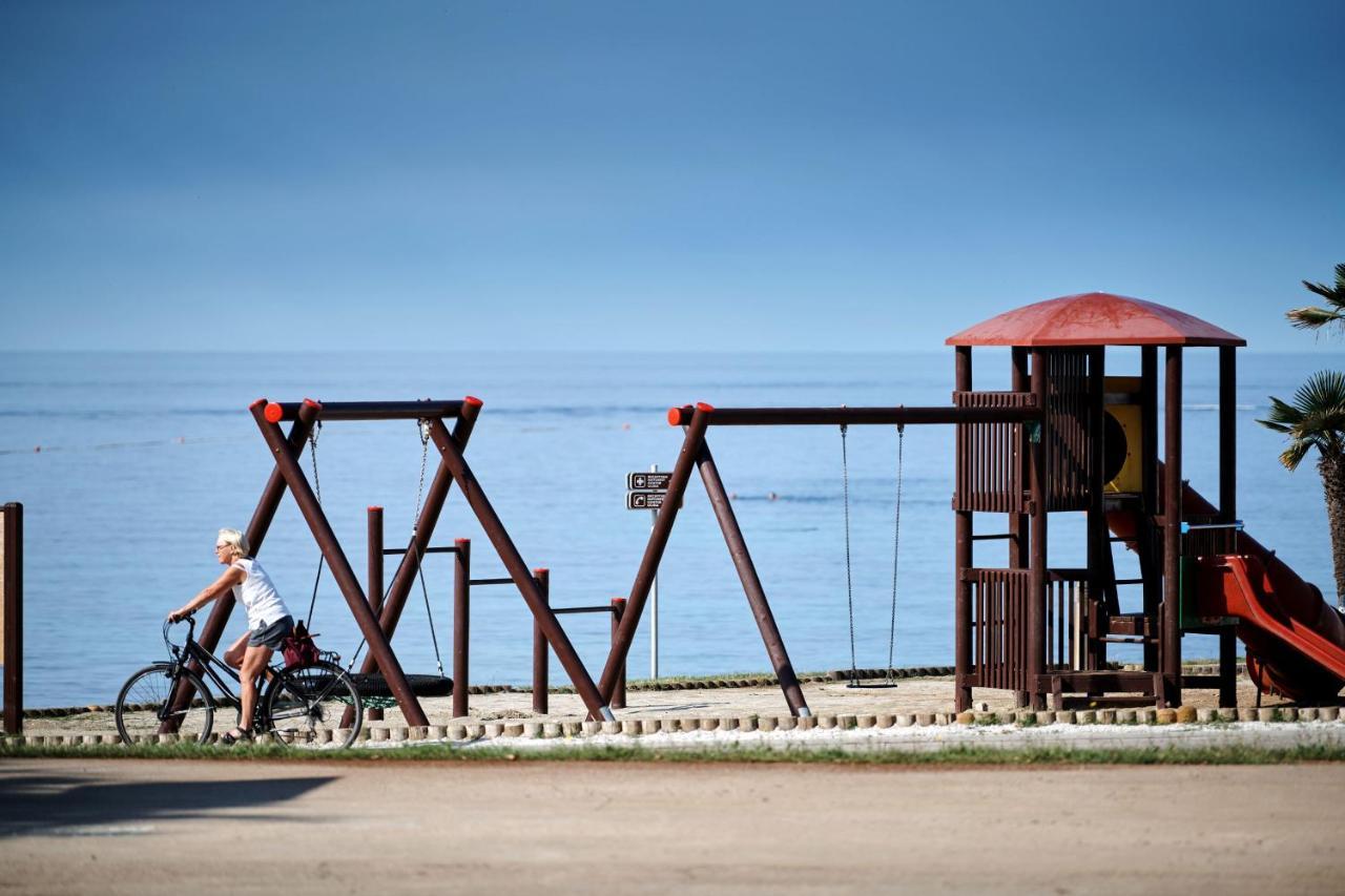 Camping Ulika Mobile Homes - Naturist Cervar-Porat Екстер'єр фото