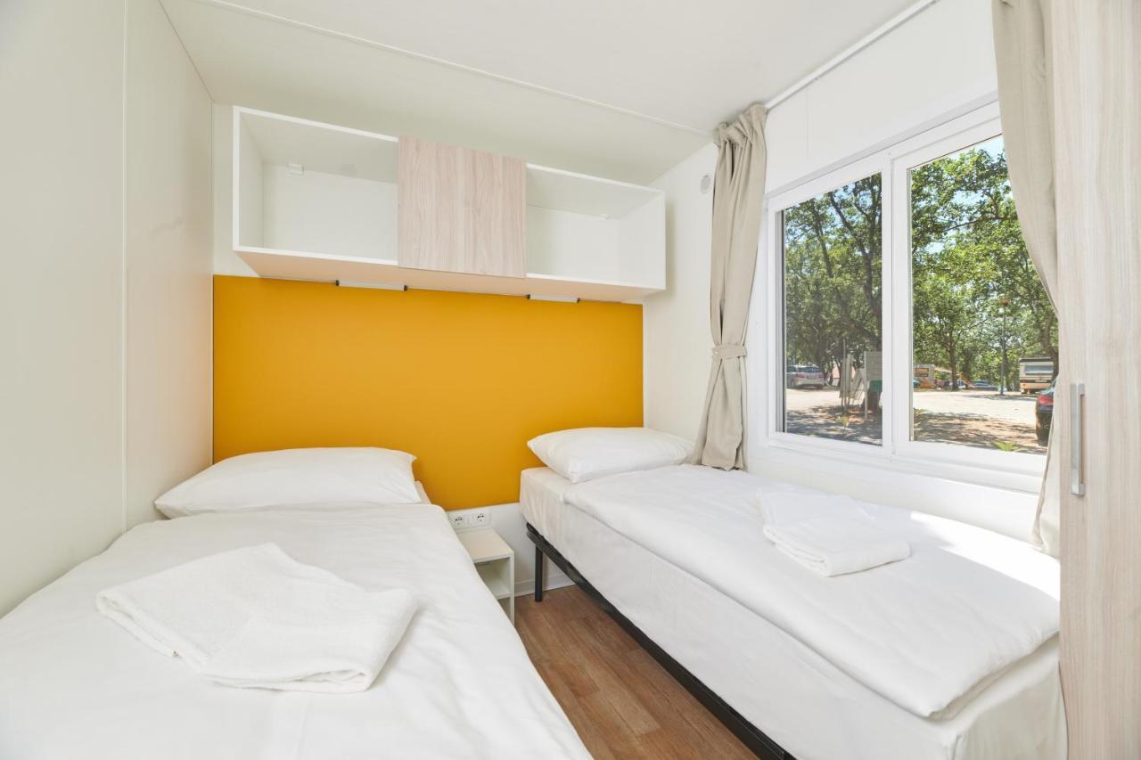 Camping Ulika Mobile Homes - Naturist Cervar-Porat Екстер'єр фото