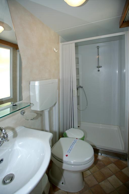 Camping Ulika Mobile Homes - Naturist Cervar-Porat Номер фото