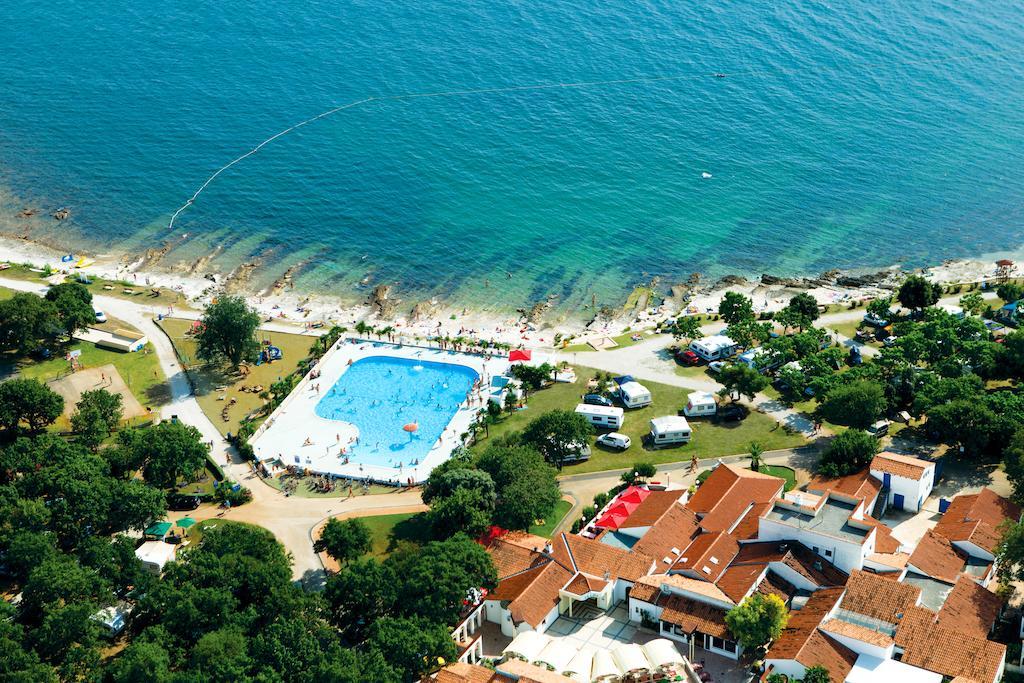 Camping Ulika Mobile Homes - Naturist Cervar-Porat Екстер'єр фото
